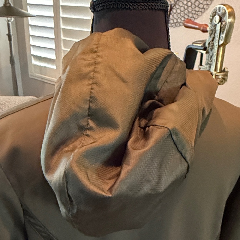 Athleta Verbier Green Jacket - image 8